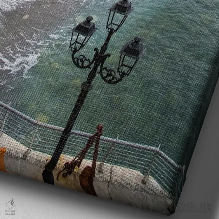 تابلو رویای ساحل آترانی یک اثر هنر آنیتا و بلا - نمای نزدیک بافت بوم