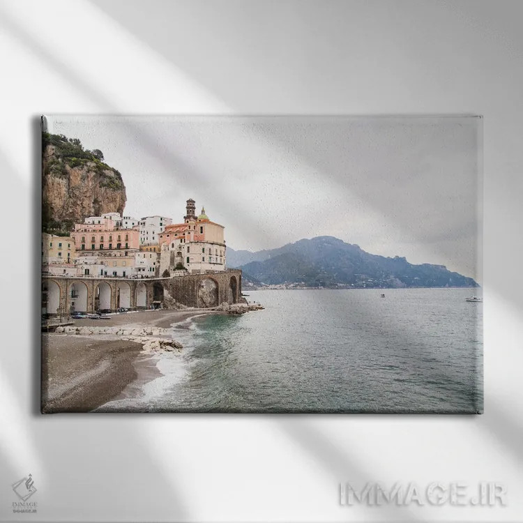 تابلو رویای ساحل آترانی دو اثر هنر آنیتا و بلا - نمای روبهرو روی دیوار