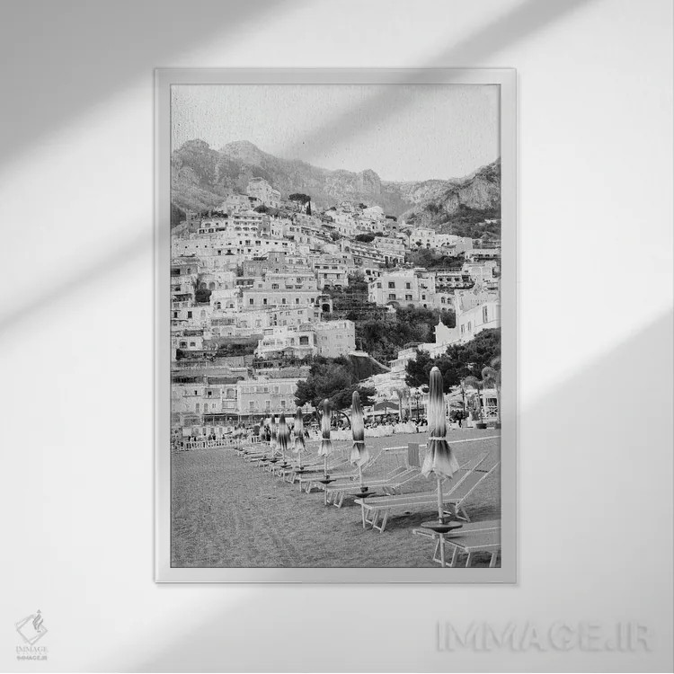 تابلو رویای چترهای ساحلی پوزیتانو دوم اثر هنر آنیتا و بلا - نمای قابدار سفید