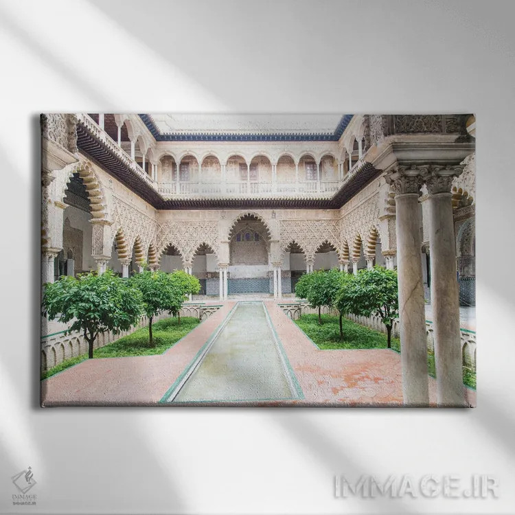 تابلو حیاط د دونسلاس در سویا یک (سبک معماری اسپانیایی) اثر هنر آنیتا و بلا - نمای روبهرو روی دیوار