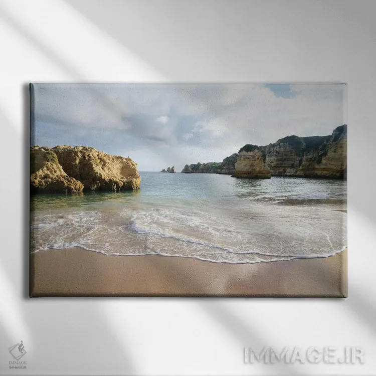 تابلو رویای ساحل پرایا دونا آنا یکم اثر هنر آنیتا و بلا - نمای روبهرو روی دیوار