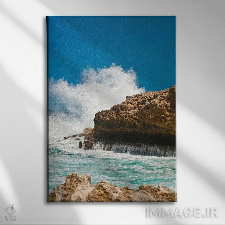 تابلو برخورد صخره مرجانی با امواج خروشان یکم اثر هنر آنیتا و بلا - نمای روبهرو روی دیوار