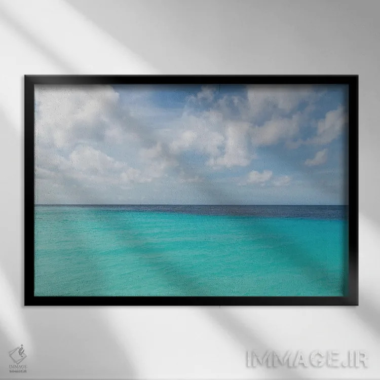 تابلو شعف اقیانوس ابری رؤیایی دوم اثر هنر آنیتا و بلا - نمای قابدار مشکی