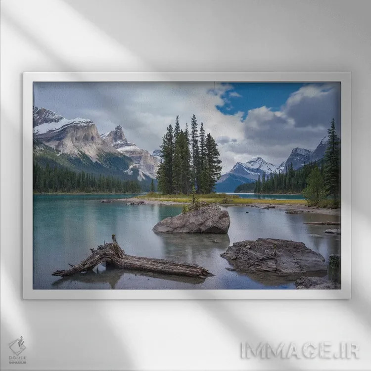 تابلو جزیره اسپرِیت (جزیره روح) اثر آدام برتون - نمای قابدار سفید