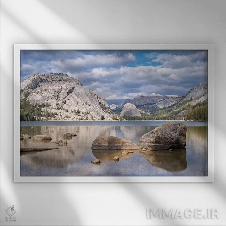 تابلو دریاچه تنایا اثر آدام برتون - نمای قابدار سفید