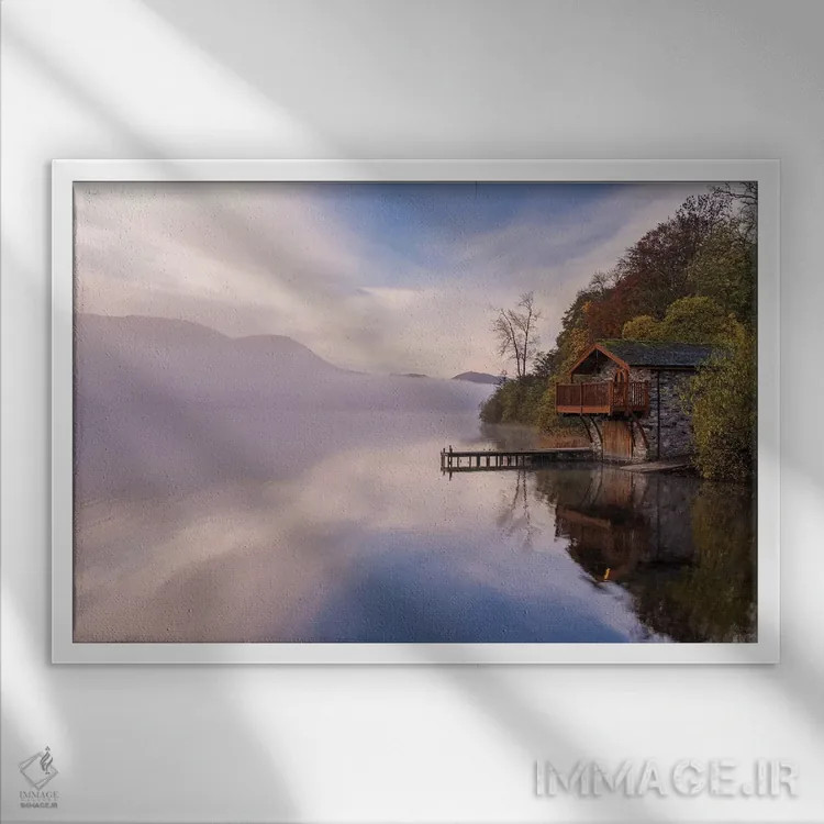 تابلو خانه قایقداری اولسوتر اثر آدام برتون - نمای قابدار سفید