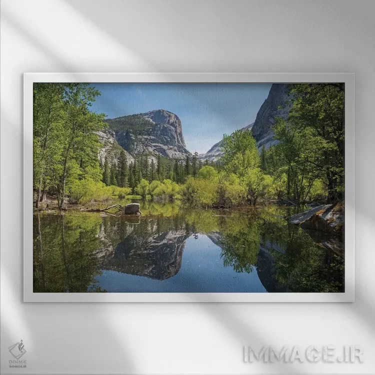 تابلو انعکاسهای دریاچه آینهای، یوسمیتی اثر آدام برتون - نمای قابدار سفید