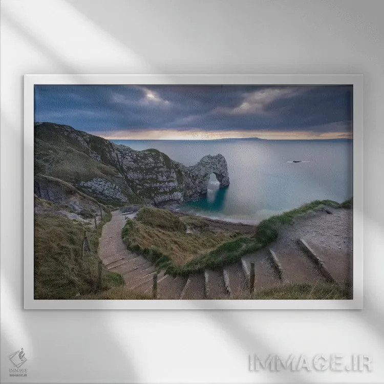 تابلو دردل دور (یک سازند طبیعی انگلستان) اثر آدام برتون - نمای قابدار سفید