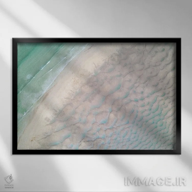 تابلو نقشونگارهای ساحلی اثر آدام برتون - نمای قابدار مشکی