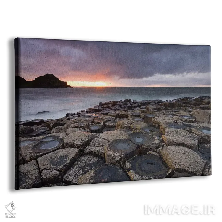 تابلو دالان غولها (محل جاذبهٔ طبیعی ایرلند شمالی) اثر آدام برتون - نمای پرسپکتیو محصول