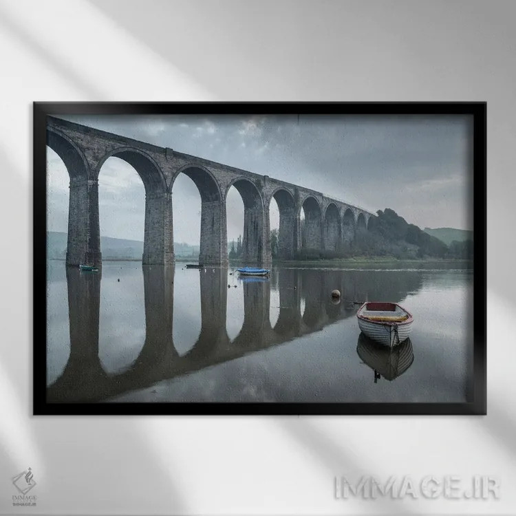 تابلو پل قوسی (ویا داکت) اثر آدام برتون - نمای قابدار مشکی