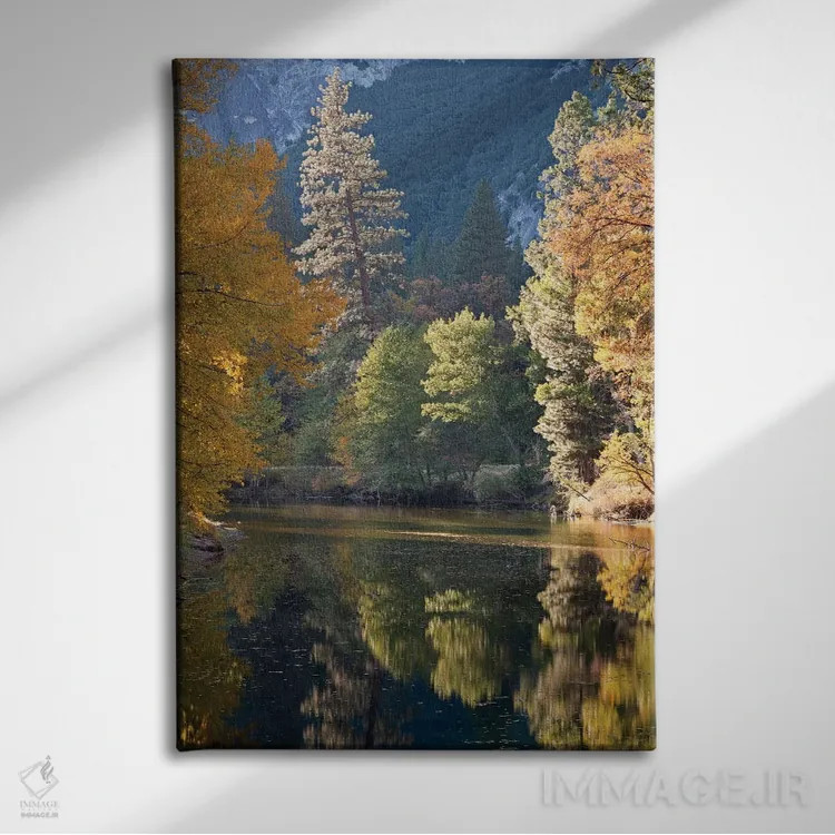 تابلو یوسمیتی طلایی اثر آدام برتون - نمای روبهرو روی دیوار