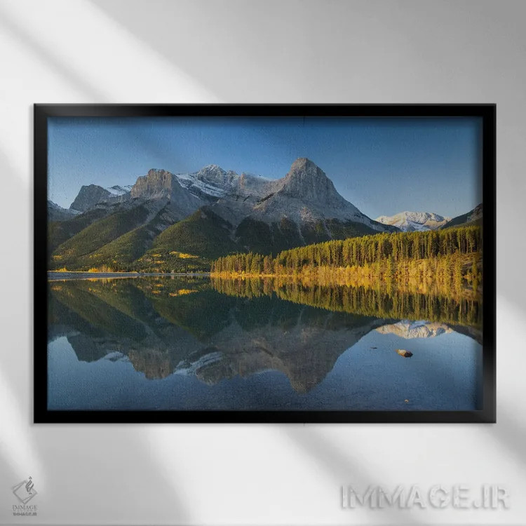 تابلو رشتهکوه راکی کانادا اثر آدام برتون - نمای قابدار مشکی