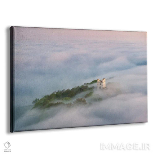 تابلو قلعه در ابرها اثر آدام برتون - نمای پرسپکتیو محصول