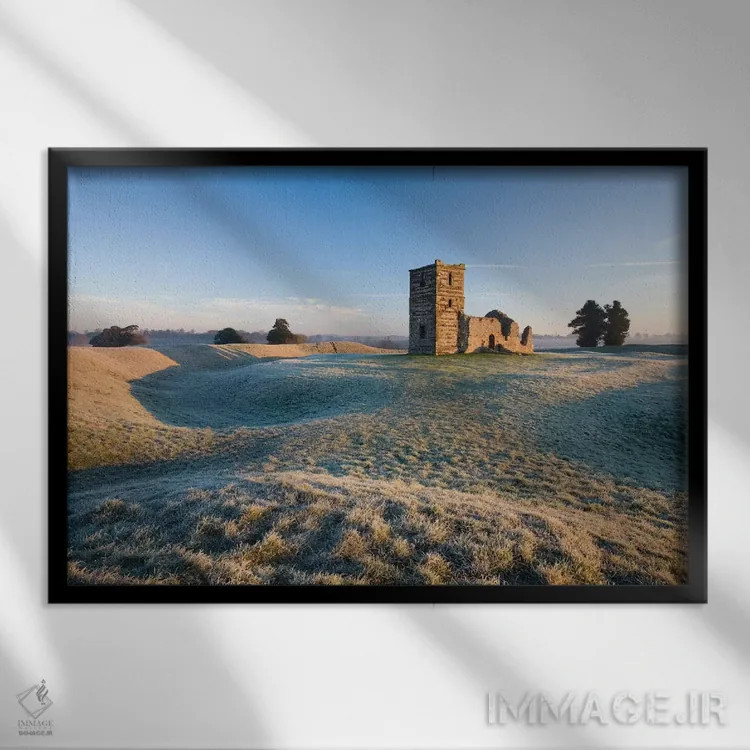 تابلو زمین مقدس اثر آدام برتون - نمای قابدار مشکی