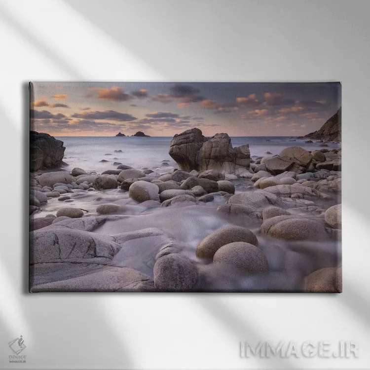 تابلو پورت ننون (خلیج در کورنوال) اثر آدام برتون - نمای روبهرو روی دیوار