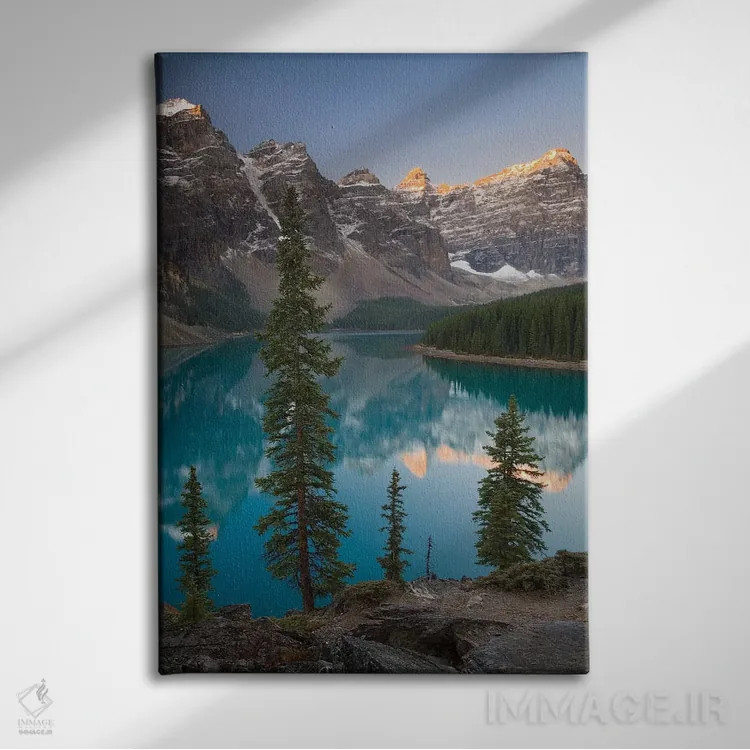 تابلو نگهبانان دریاچه مورین (کانادا) اثر آدام برتون - نمای روبهرو روی دیوار