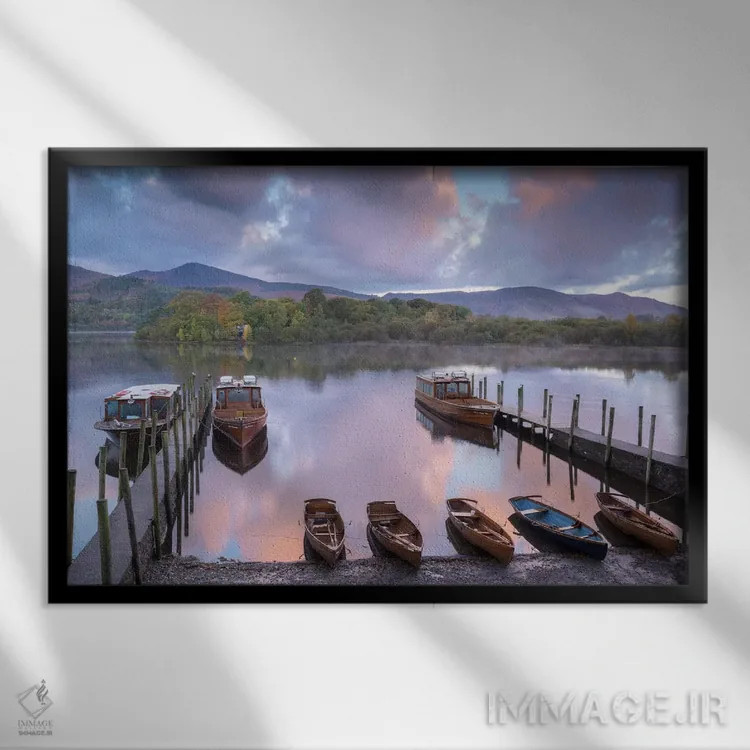 تابلو همهٔ قایقها اثر آدام برتون - نمای قابدار مشکی