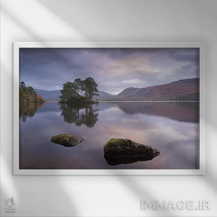 تابلو صبح آرام اثر آدام برتون - نمای قابدار سفید