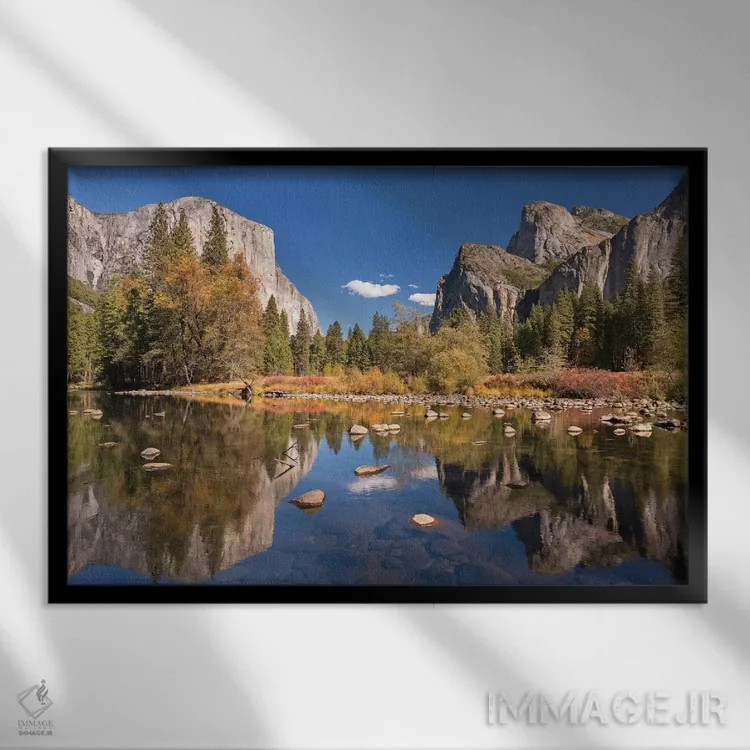 تابلو نمای دره اثر آدام برتون - نمای قابدار مشکی