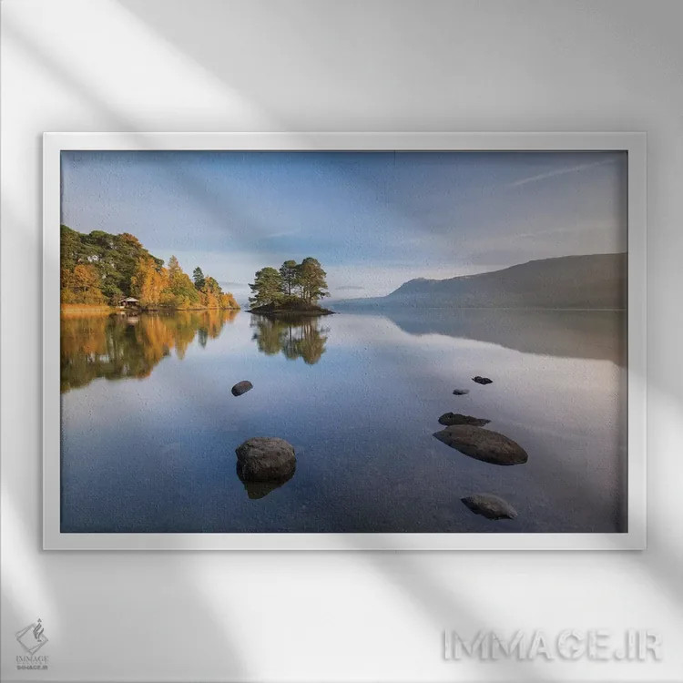 تابلو انعکاسهای دریاچه درونت اثر آدام برتون - نمای قابدار سفید