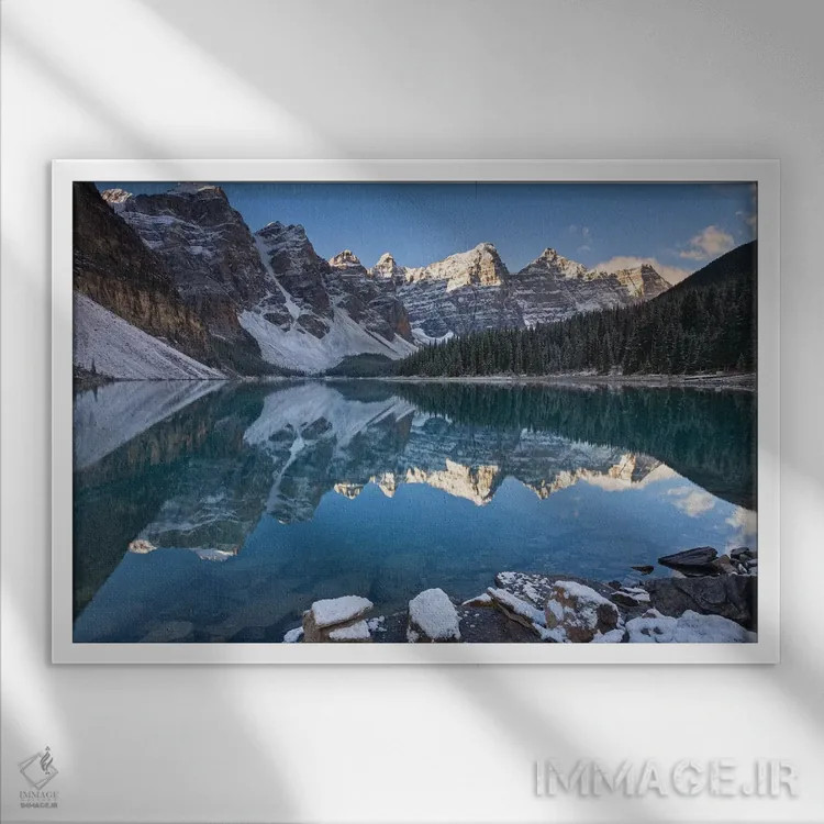 تابلو انعکاسهای دریاچه مورین اثر آدام برتون - نمای قابدار سفید