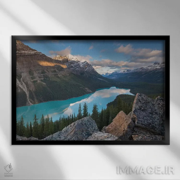 تابلو طلوع آفتاب دریاچه پیتو اثر آدام برتون - نمای قابدار مشکی