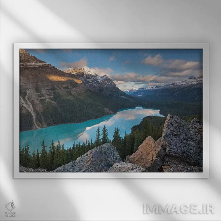 تابلو طلوع آفتاب دریاچه پیتو اثر آدام برتون - نمای قابدار سفید