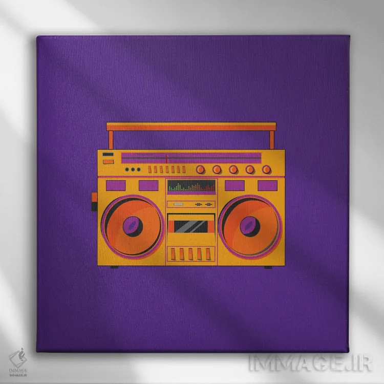 تابلو رادیو قدیمی اثر آرکتیک فریم (کادر یا قاب قطبی) - نمای روبهرو روی دیوار