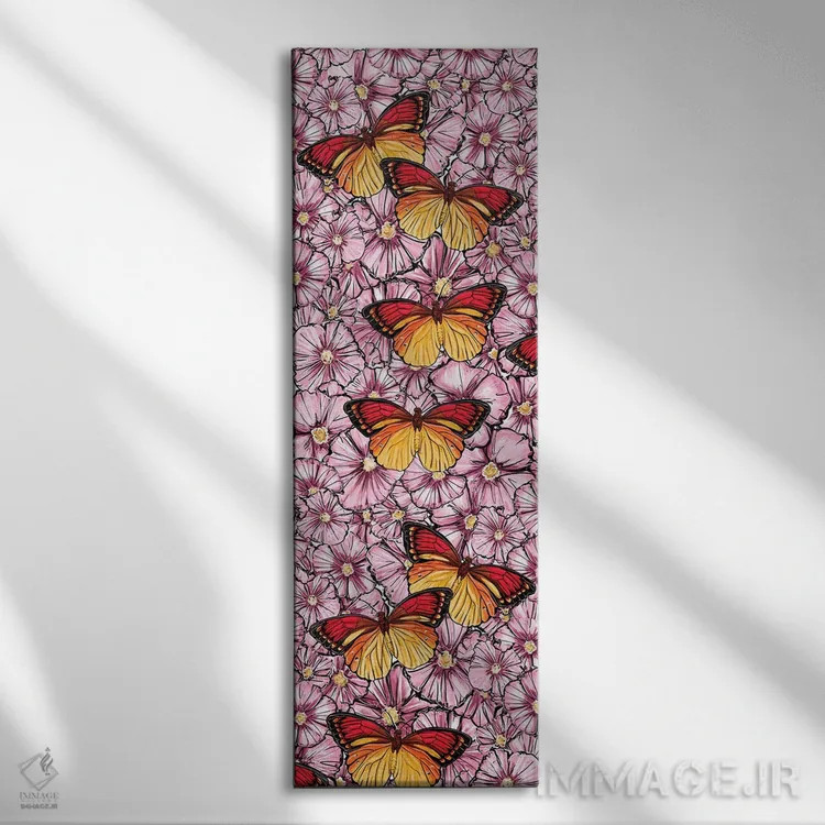 تابلو پروانه و گلها اثر آتلیه کنسولو (استودیو هنری) - نمای روبهرو روی دیوار