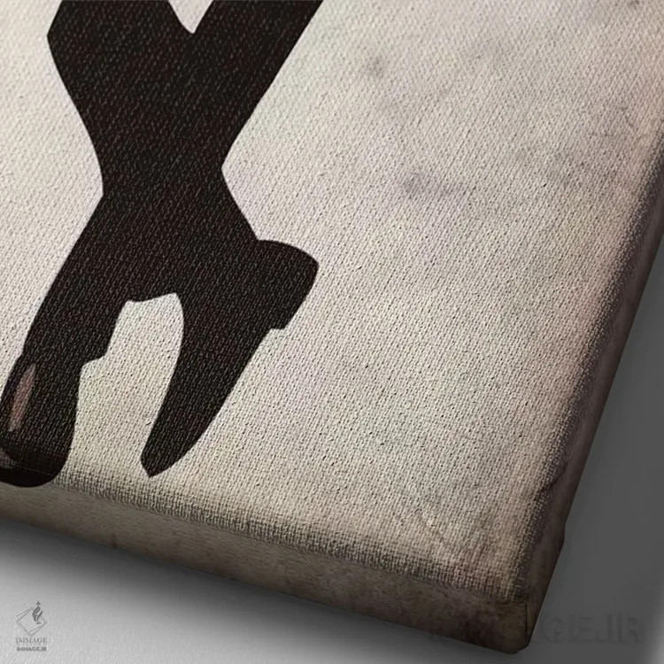 تابلو جیمز باند (شخصیت جاسوسی) اثر آیشه دنیز آکِرمان - نمای نزدیک بافت بوم