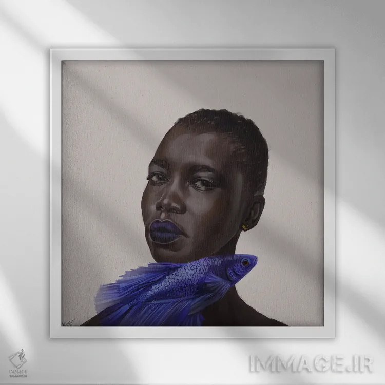 تابلو ماهی آبی اثر آدکونله آدلاکه - نمای قابدار سفید