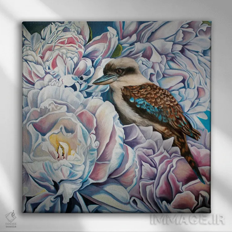 تابلو پیونیها و کوکابورا (پرنده) اثر آماندا کامرون - نمای روبهرو روی دیوار