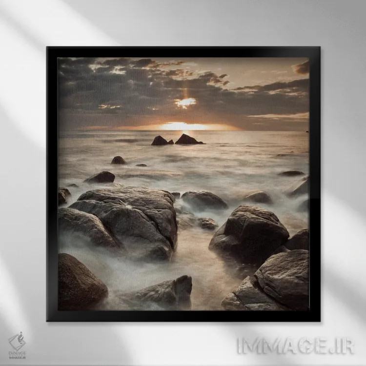 تابلو طلوع نیمهشب اثر آصاف فرانک - نمای قابدار مشکی