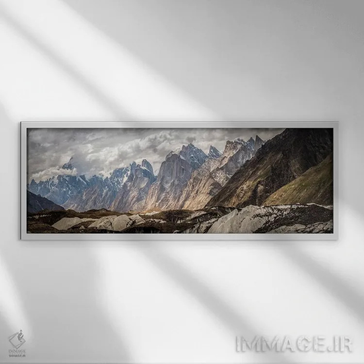 تابلو یخچال بالتورو، رشتهکوه قراقروم، منطقهٔ گلگت-بلتستان، پاکستان اثر الکس بیوس - نمای قابدار سفید