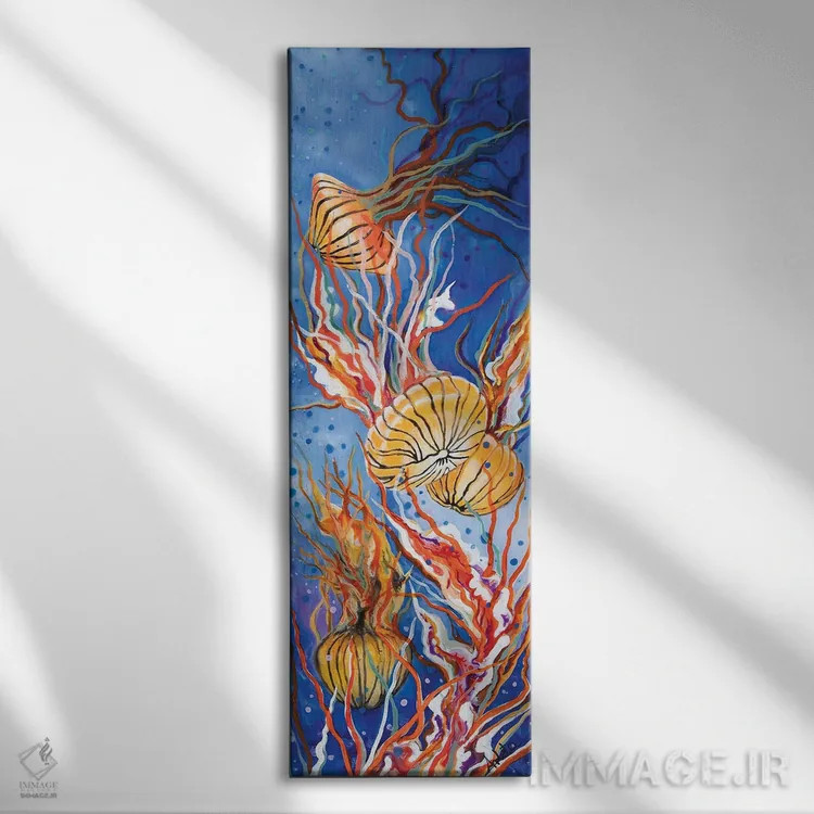 تابلو عروس دریایی نارنجی اثر آرلت اسمولکو - نمای روبهرو روی دیوار