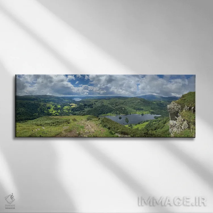 تابلو از بالا اثر نوا بی - نمای روبهرو روی دیوار