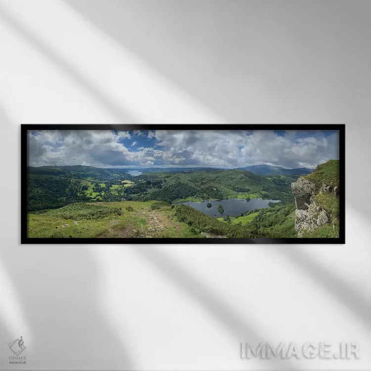 تابلو از بالا اثر نوا بی - نمای قابدار مشکی