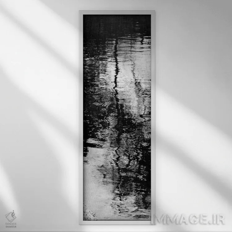 تابلو سهگانه بازتابی II اثر مایکل برت - نمای قابدار سفید