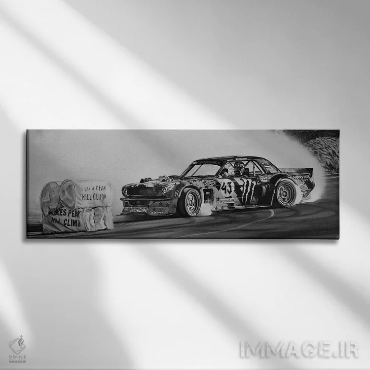 تابلو ماشین دریفت هونیکورن (سیاه و سفید) اثر جی.بلو استودیو (استودیو هنری) - نمای روبهرو روی دیوار
