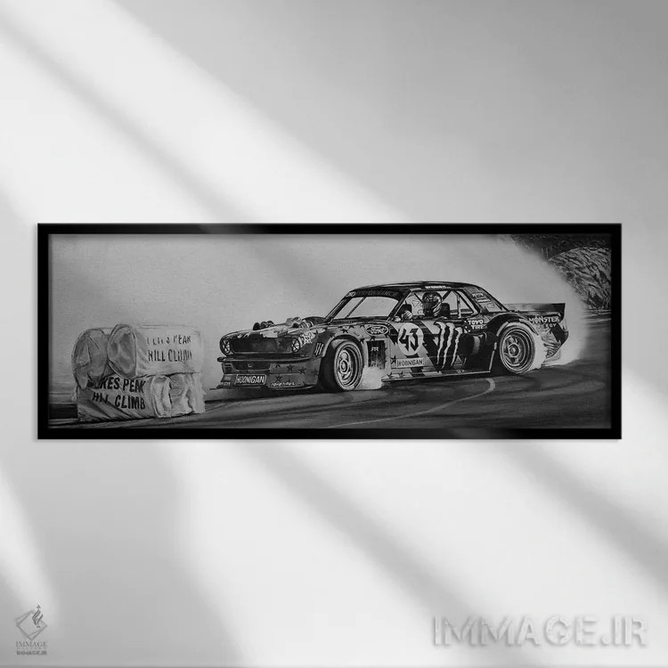 تابلو ماشین دریفت هونیکورن (سیاه و سفید) اثر جی.بلو استودیو (استودیو هنری) - نمای قابدار مشکی