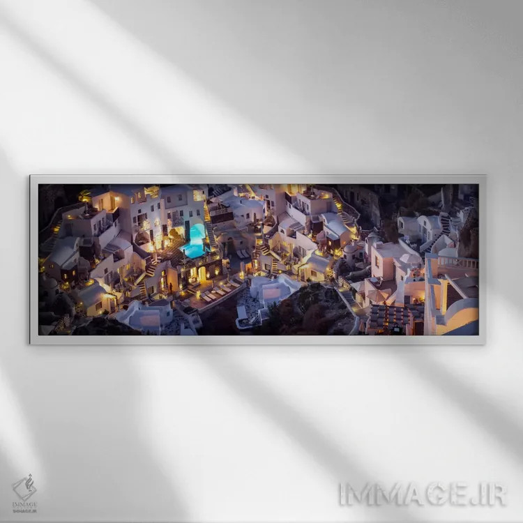 تابلو هزارتوی سفید اثر آدریان بوردَا - نمای قابدار سفید