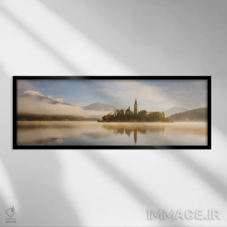 تابلو پانورامای طلوع طلایی در دریاچه بلد (اسلوونی) اثر دنیل گاستاگر - نمای قابدار مشکی