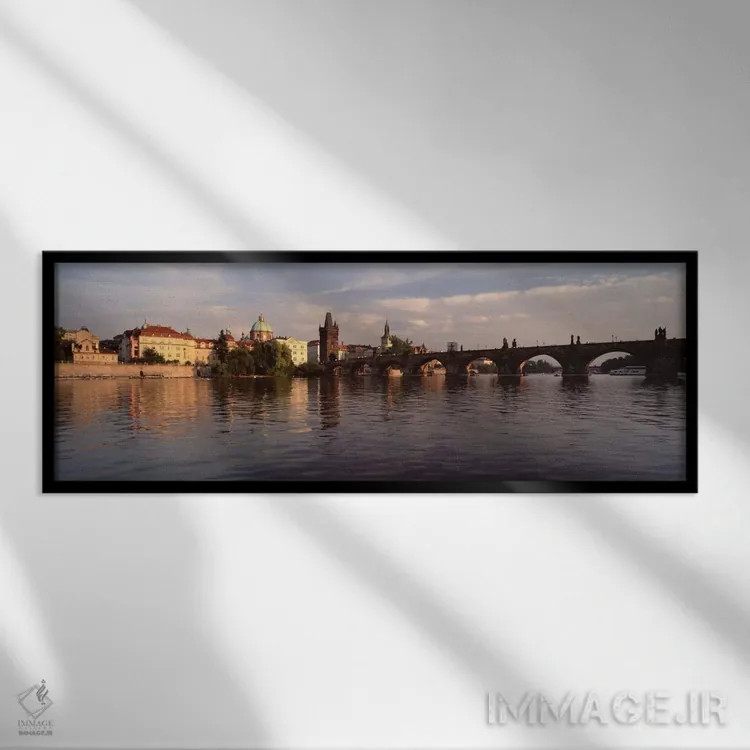 تابلو "پل چارلز بر روی رودخانه ولتاوا، پراگ، جمهوری چک" اثر پانورامیک ایمجز (استودیو عکاسی عریض) - نمای قابدار مشکی