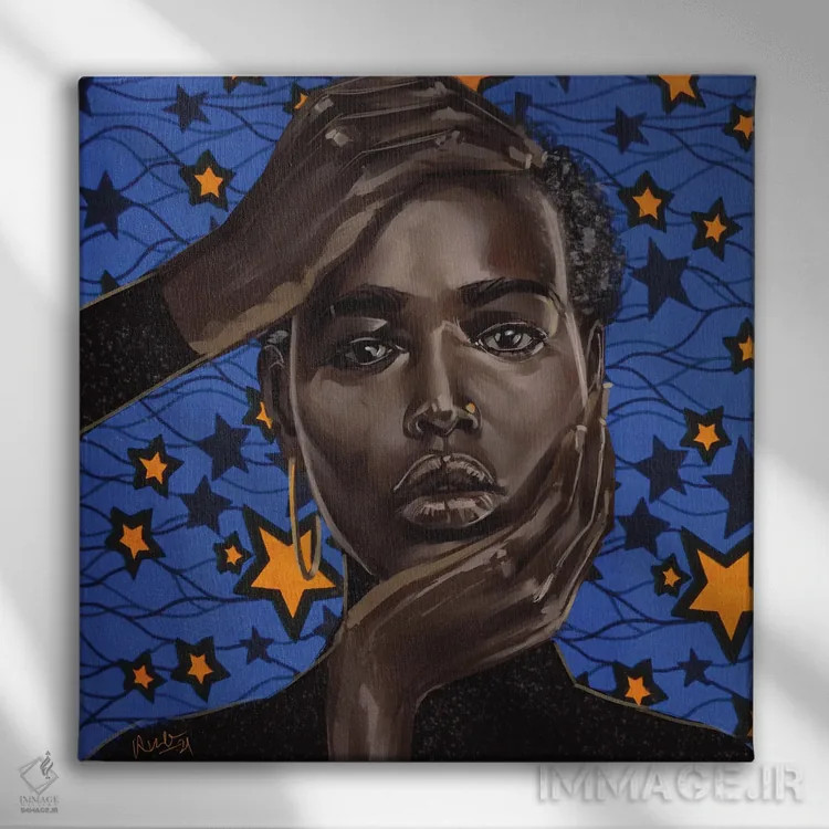 تابلو ستاره آبی (مجموعه مومی) اثر آدکونله آدلاکه - نمای روبهرو روی دیوار