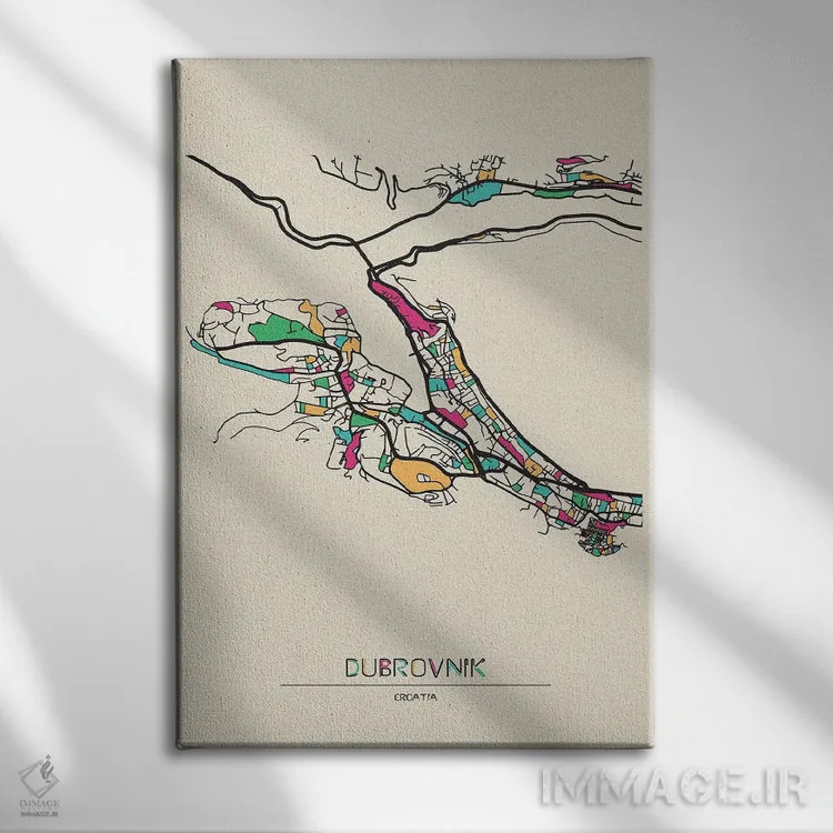 تابلو نقشه دوبرونیک، کرواسی اثر آیشه دنیز آکِرمان - نمای روبهرو روی دیوار