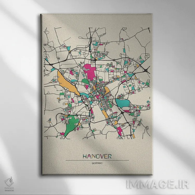 تابلو نقشه هانوفر، آلمان اثر آیشه دنیز آکِرمان - نمای روبهرو روی دیوار