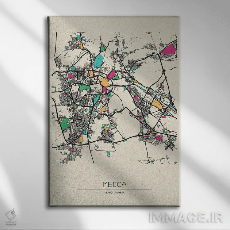 تابلو نقشهٔ مکه، عربستان سعودی اثر آیشه دنیز آکِرمان - نمای روبهرو روی دیوار