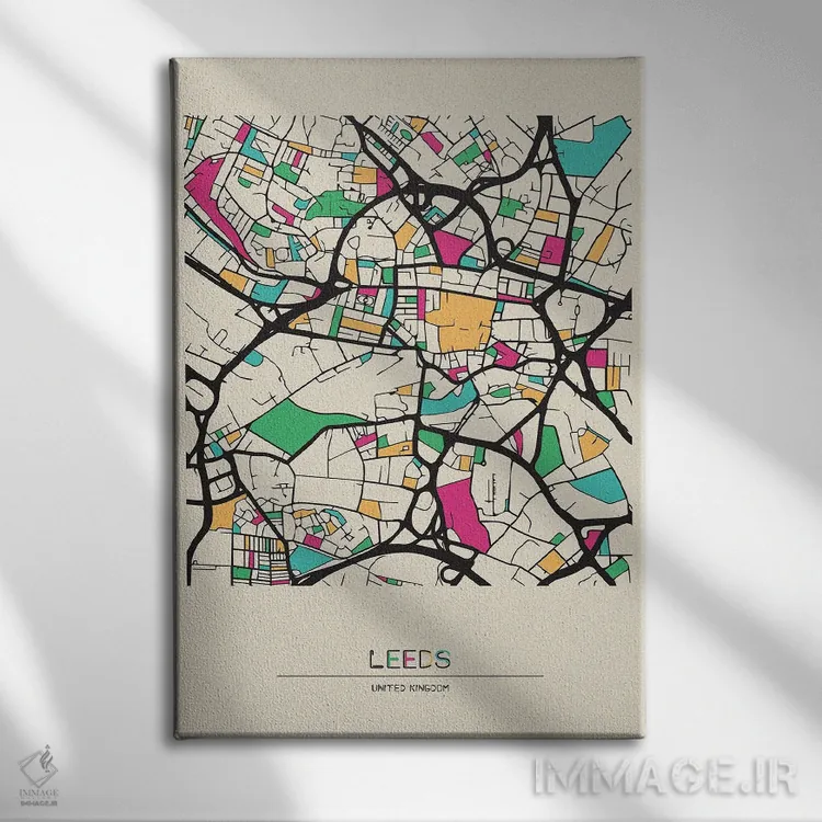 تابلو نقشهٔ لیدز، انگلستان اثر آیشه دنیز آکِرمان - نمای روبهرو روی دیوار