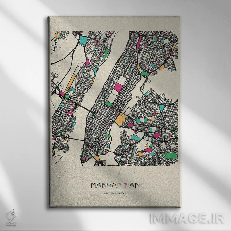 تابلو نقشهٔ منهتن، نیویورک اثر آیشه دنیز آکِرمان - نمای روبهرو روی دیوار